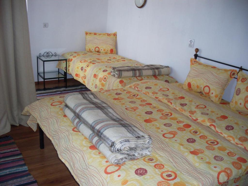 Hotel Tsutsovi House Kalofer Habitación foto